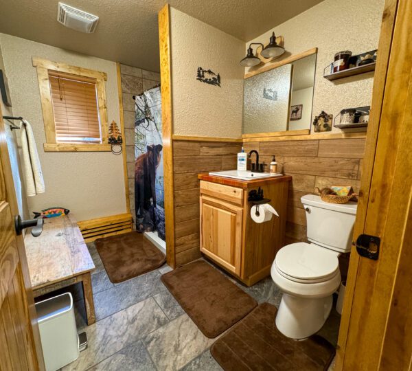 Roy Bear Lodging