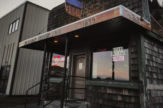 B & B Bar